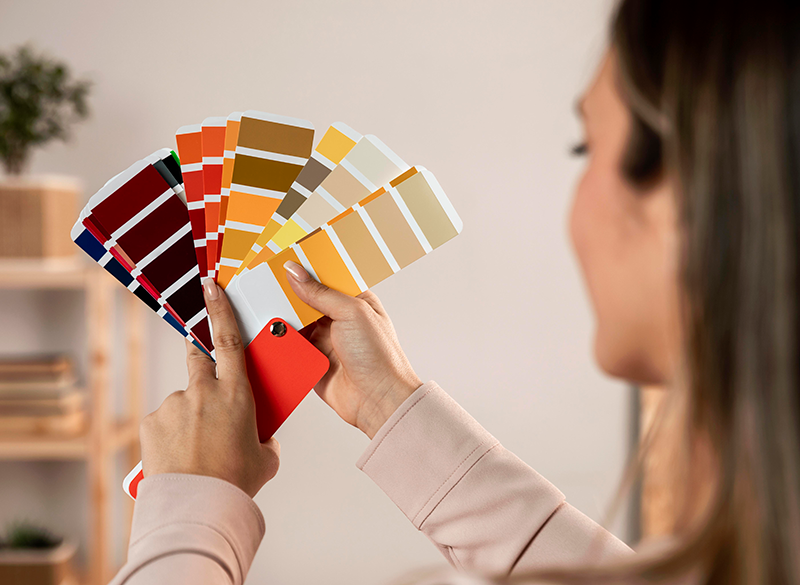 7 colores en tendencia de 2024 ideales para decorar tu hogar